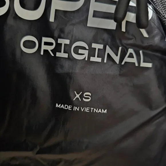 Aritzia the super puff™ vest - Picture 11 of 16